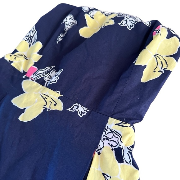 Lilly Pulitzer Strapless Floral Fit & Flare Dress | Size 4 - Picture 4 of 13